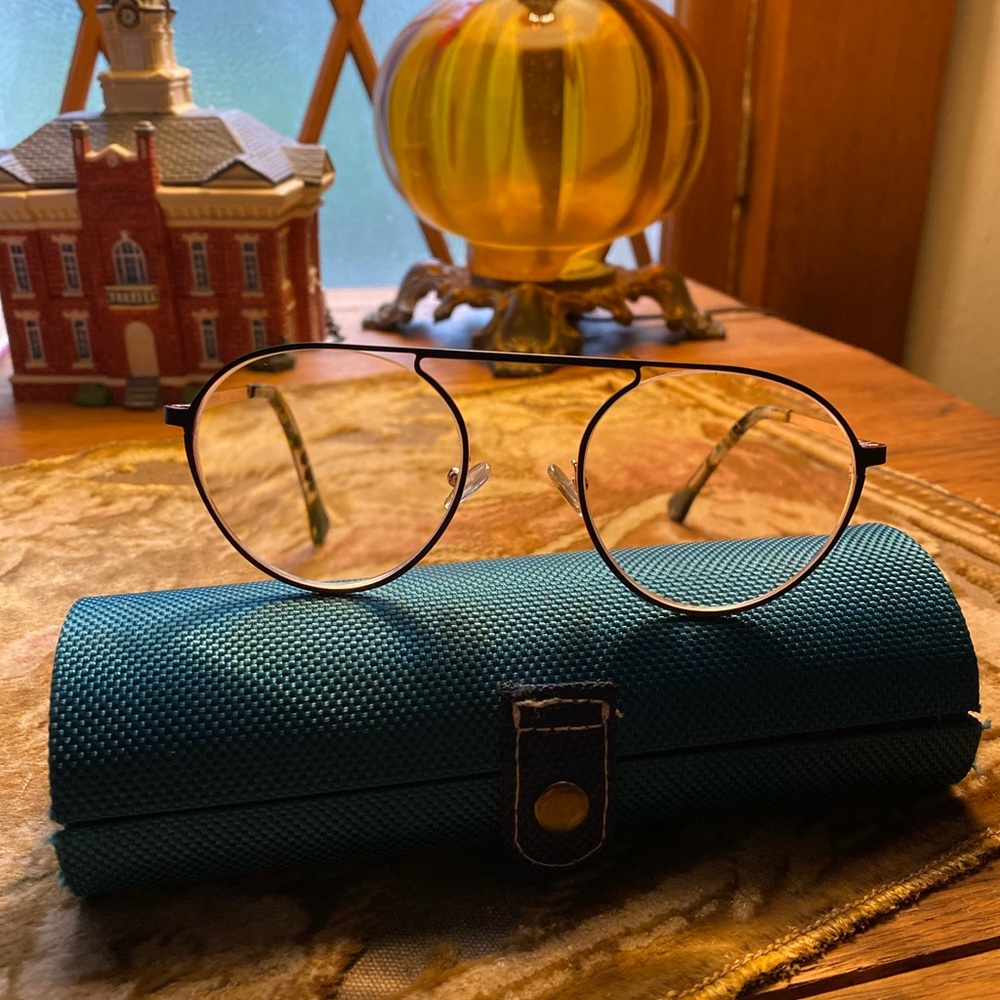 NW 77th Holy Mackerel frames. Barely worn with original case & cleaning cloth.